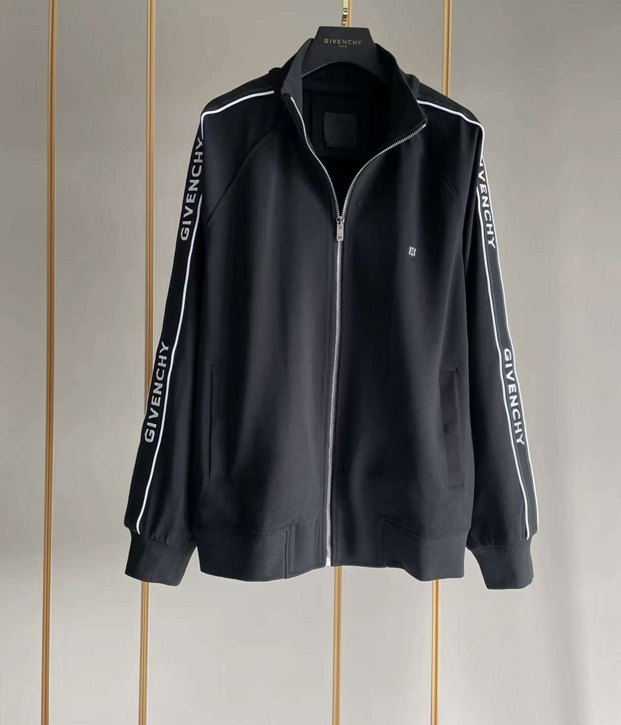 Survetement givenchy best sale