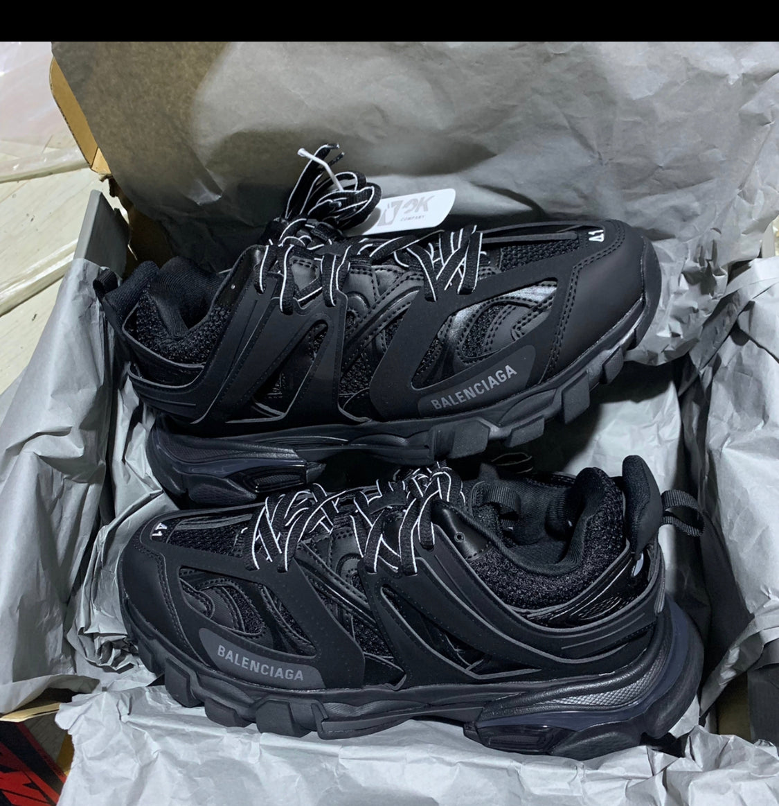 Balenciaga track noir hot sale